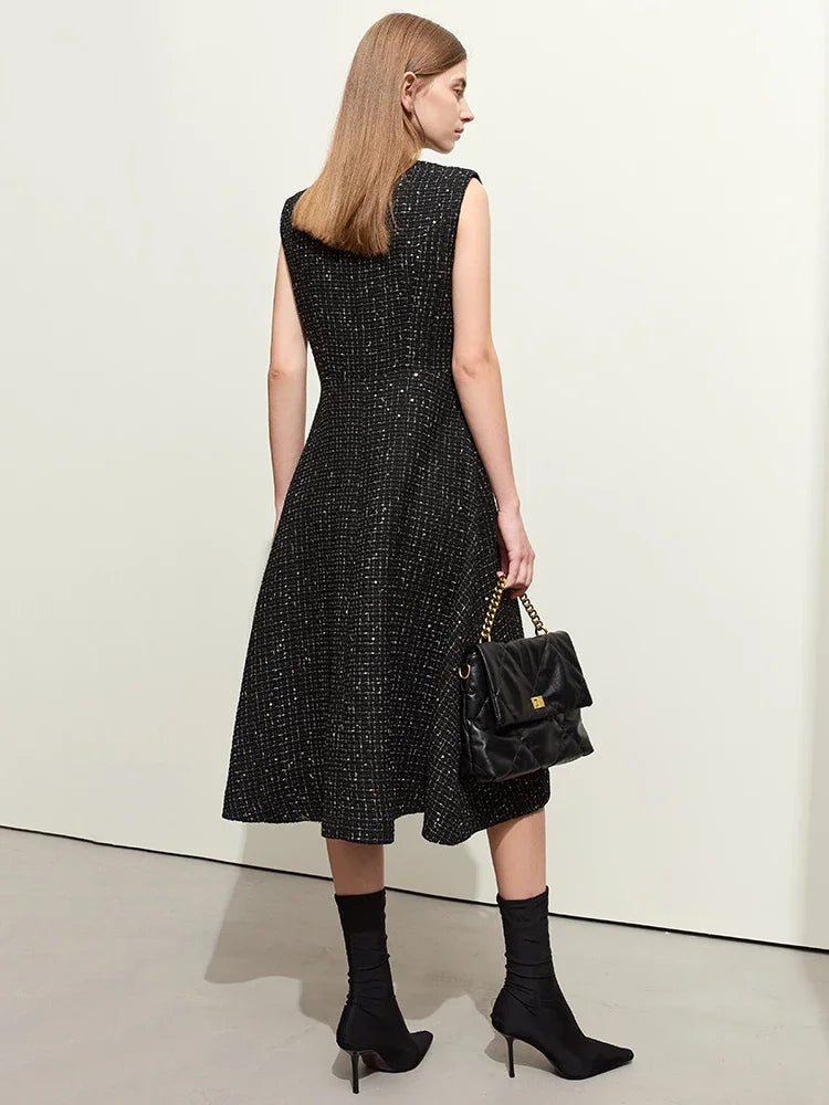 Minimalist V-Neck A-Line Midi Dress - Elegant Winter Style